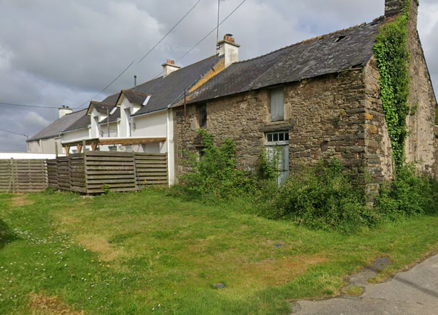 NIVILLAC Bien en pierres & jardinet & terrain. Projet de Rénovation 1