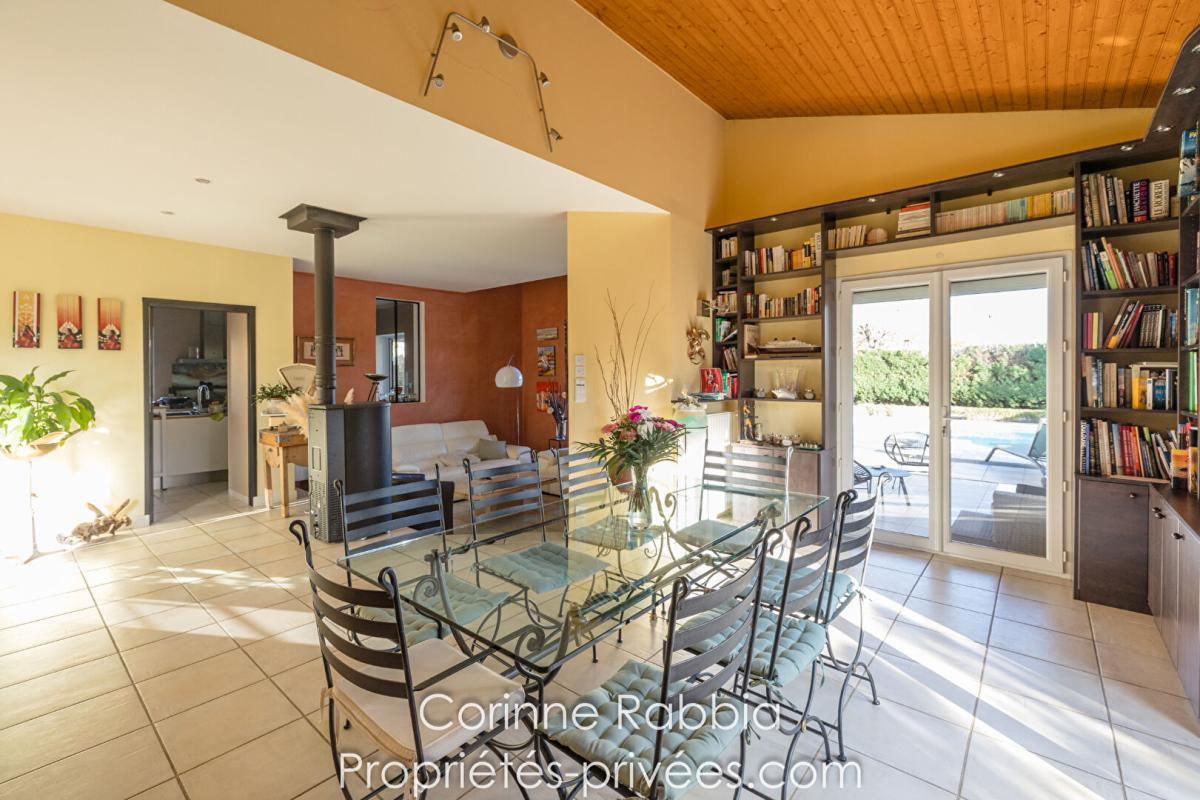 PECHBONNIEU Maison 186 m2 6 pièces 4