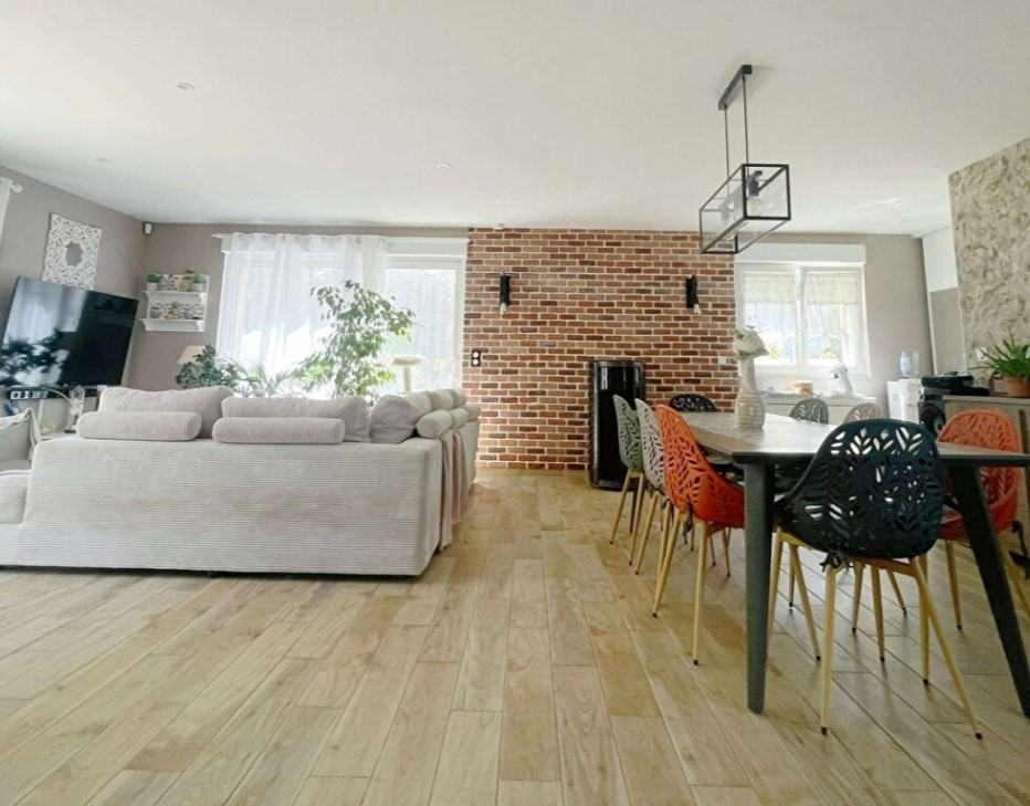 FAVIERES Maison 7 pièces 174 m2 3