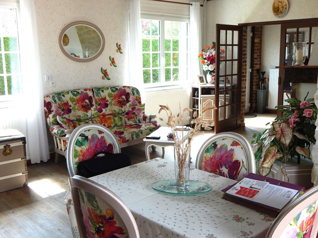 FAVIERES Maison .160 m² . 6 pièces 4