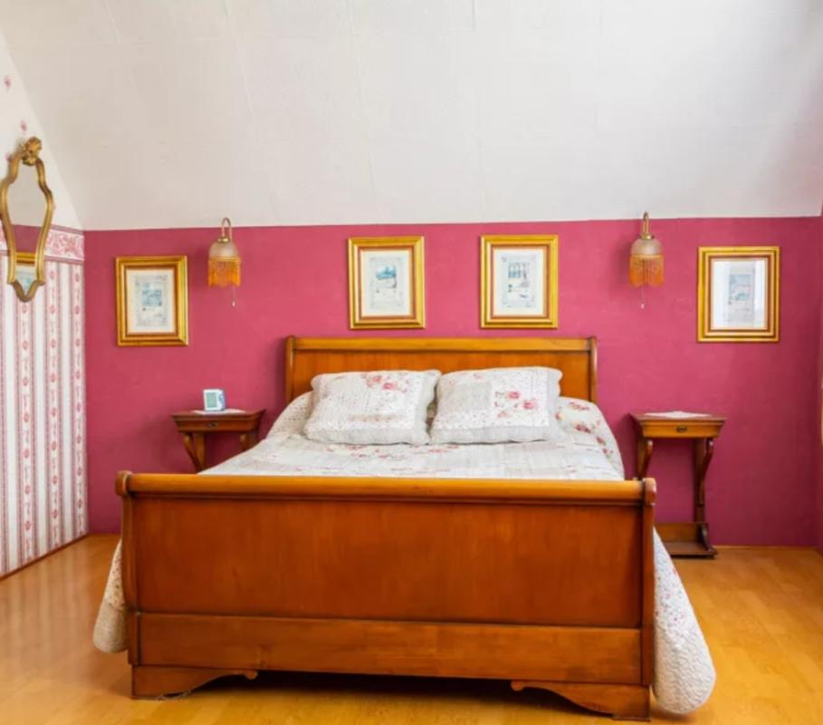 FAVIERES Maison .160 m² . 6 pièces 8