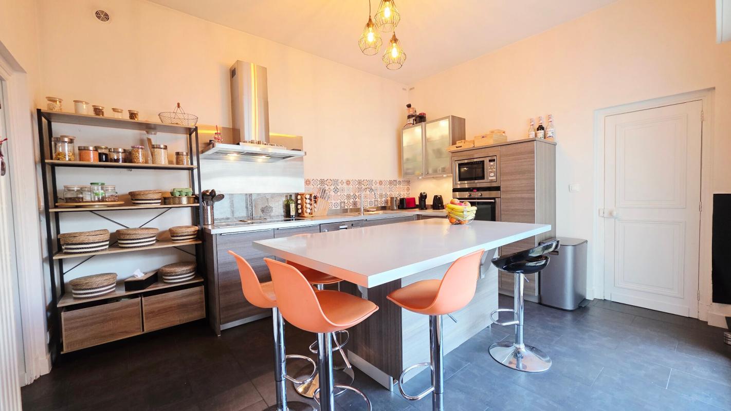 BOURGES BOURGES MAISON 8 PIECES STUDIO INDEPENDANT JARDIN 5