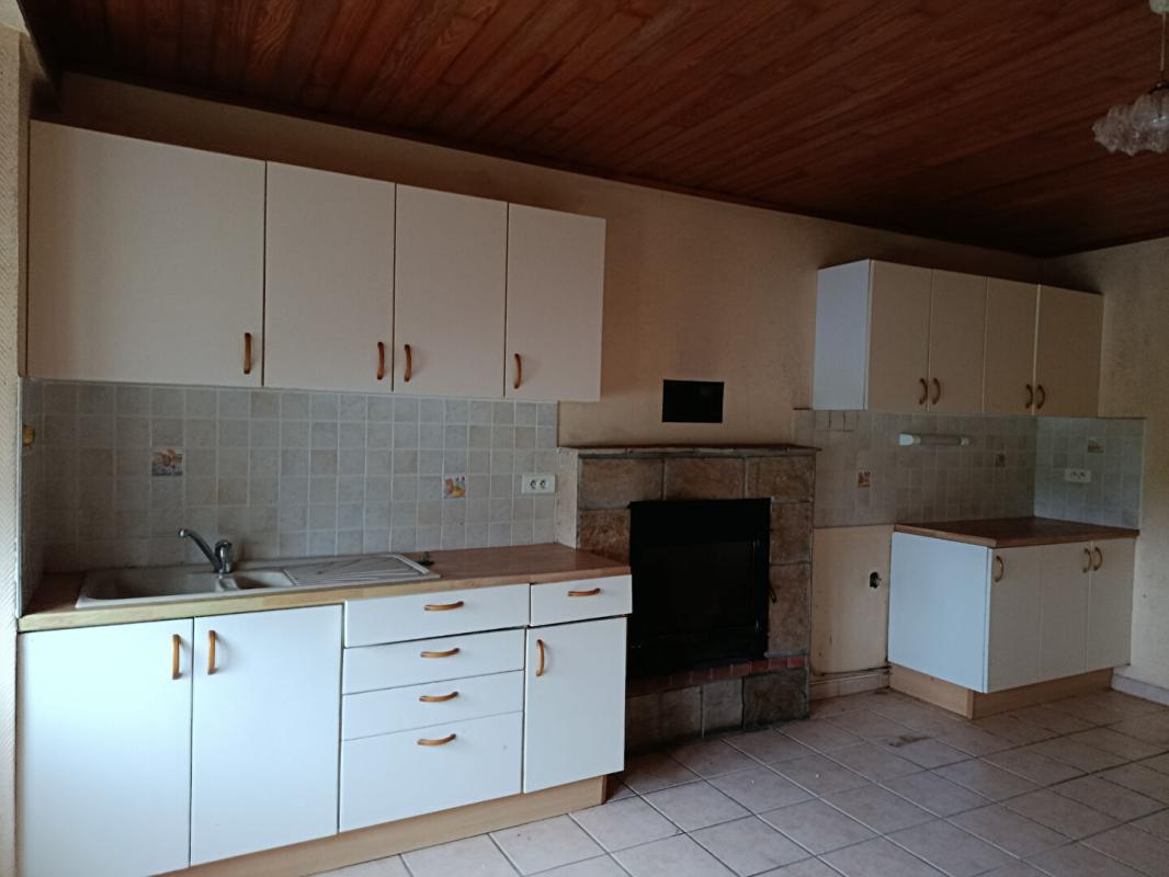 GUISCRIFF Maison Guiscriff 3 pièce(s) 100 m2 2