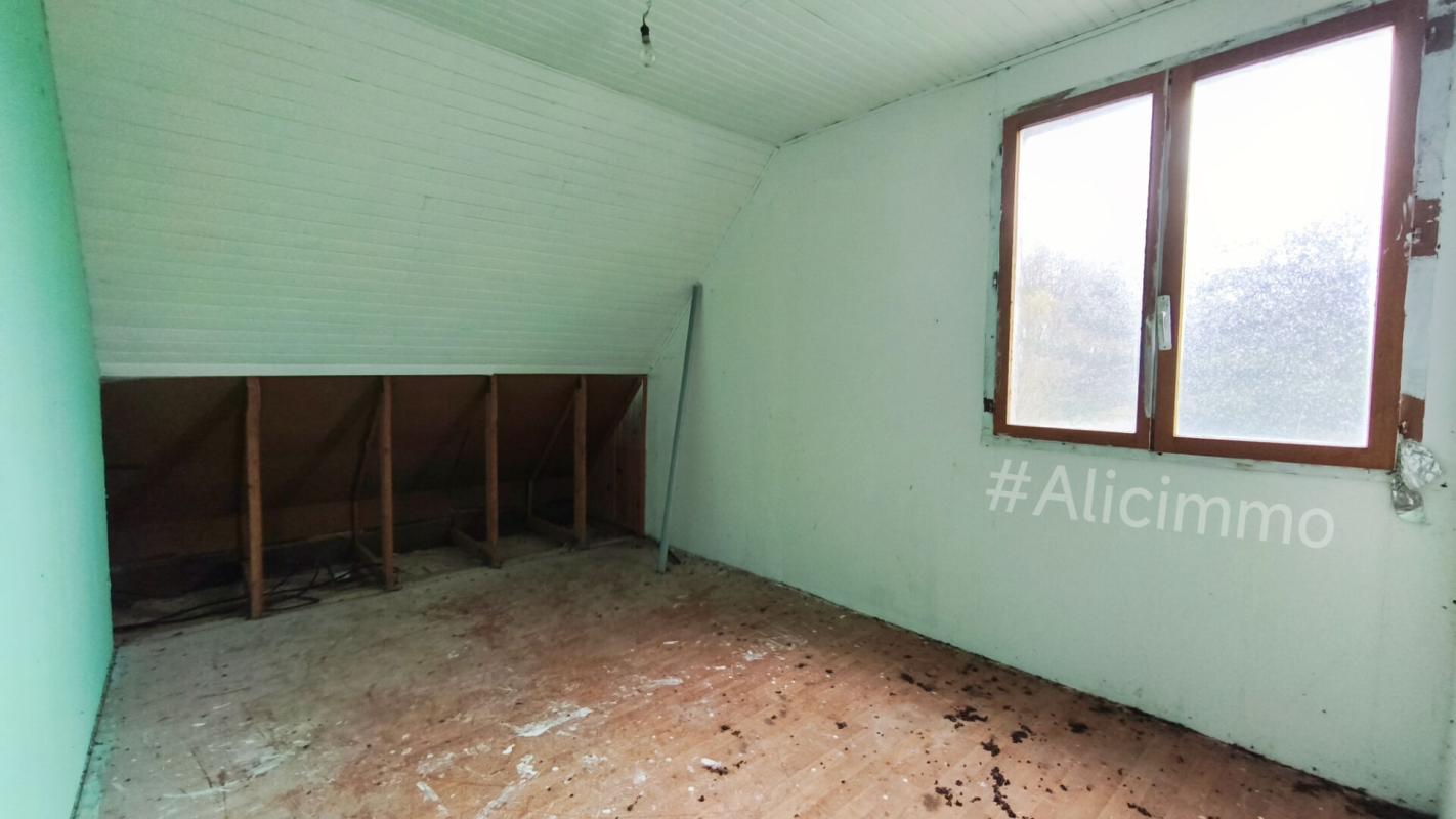 LE MEIX-SAINT-EPOING Maison Le Meix Saint Epoing 4 pièce(s) 99 m2 11