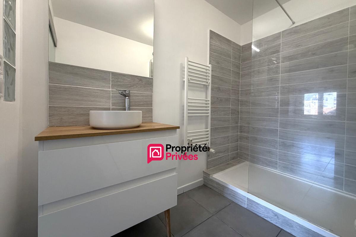 CLERMONT-FERRAND Superbe T5 lumineux avec parking, à deux pas de la Place de Jaude à vendre 63000 CLERMONT FERRAND 14