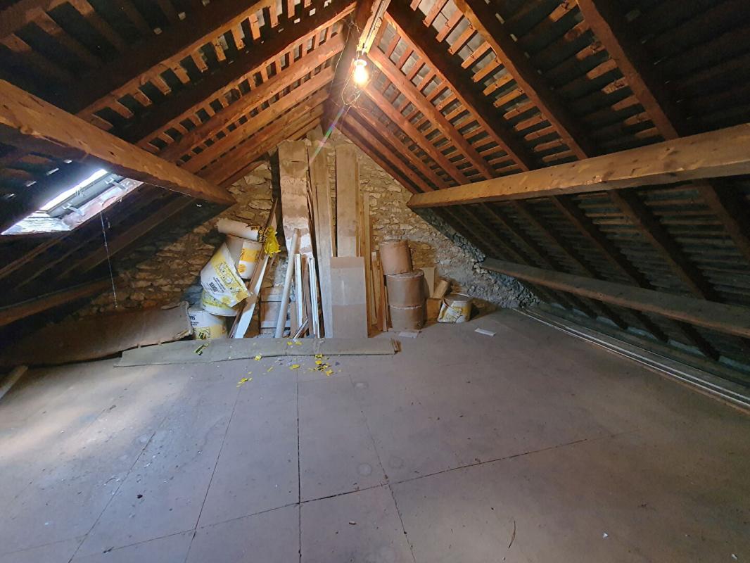 SAINT-DOULCHARD Maison Saint Doulchard 3 pièce(s) 84 m2 10