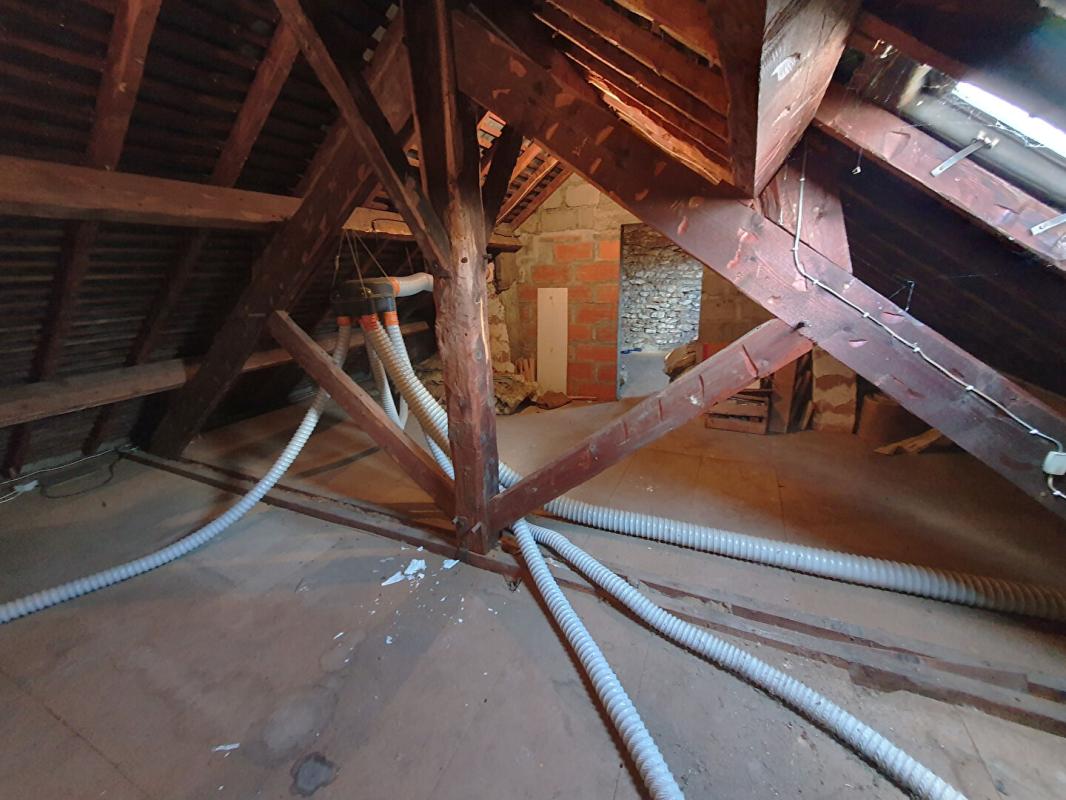 SAINT-DOULCHARD Maison Saint Doulchard 3 pièce(s) 84 m2 11