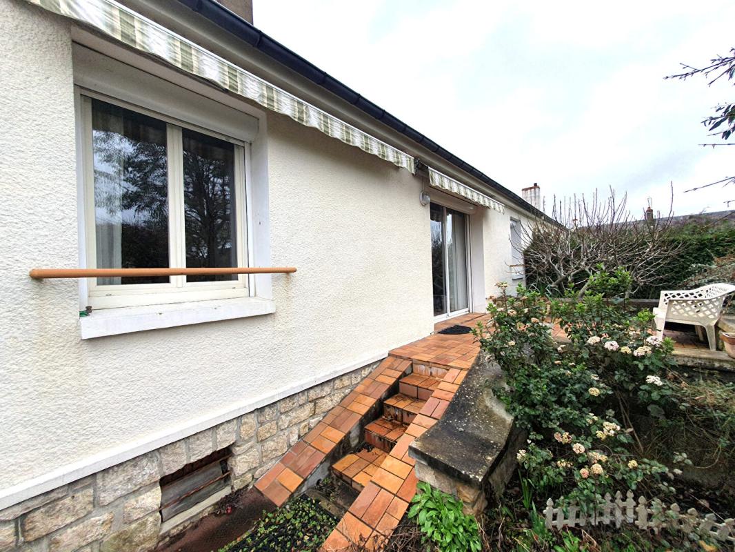 SAINT-DOULCHARD Maison Saint Doulchard 3 pièce(s) 84 m2 9