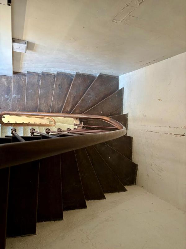 LA CHARITE-SUR-LOIRE Immeuble La Charite Sur Loire 7 pièce(s) 134 m2 14