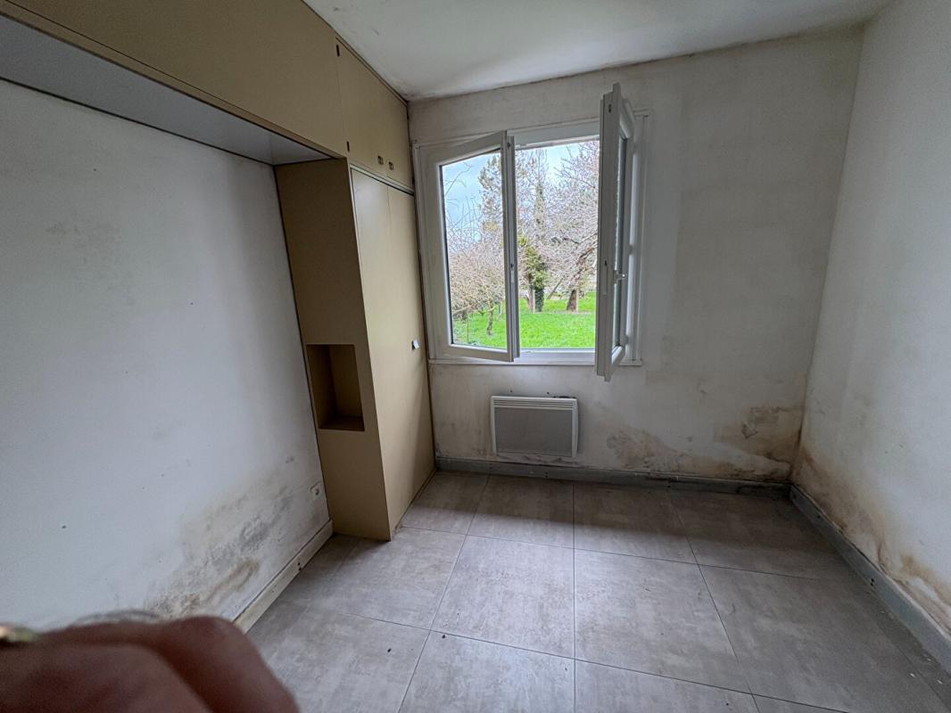 PESSAC-SUR-DORDOGNE Maison Pessac Sur Dordogne 3 pièce(s) 60 m2 12