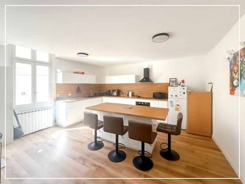 PéZENAS Maison Pézenas 6 pièce(s) 155 m2+ Garage 80m² 2