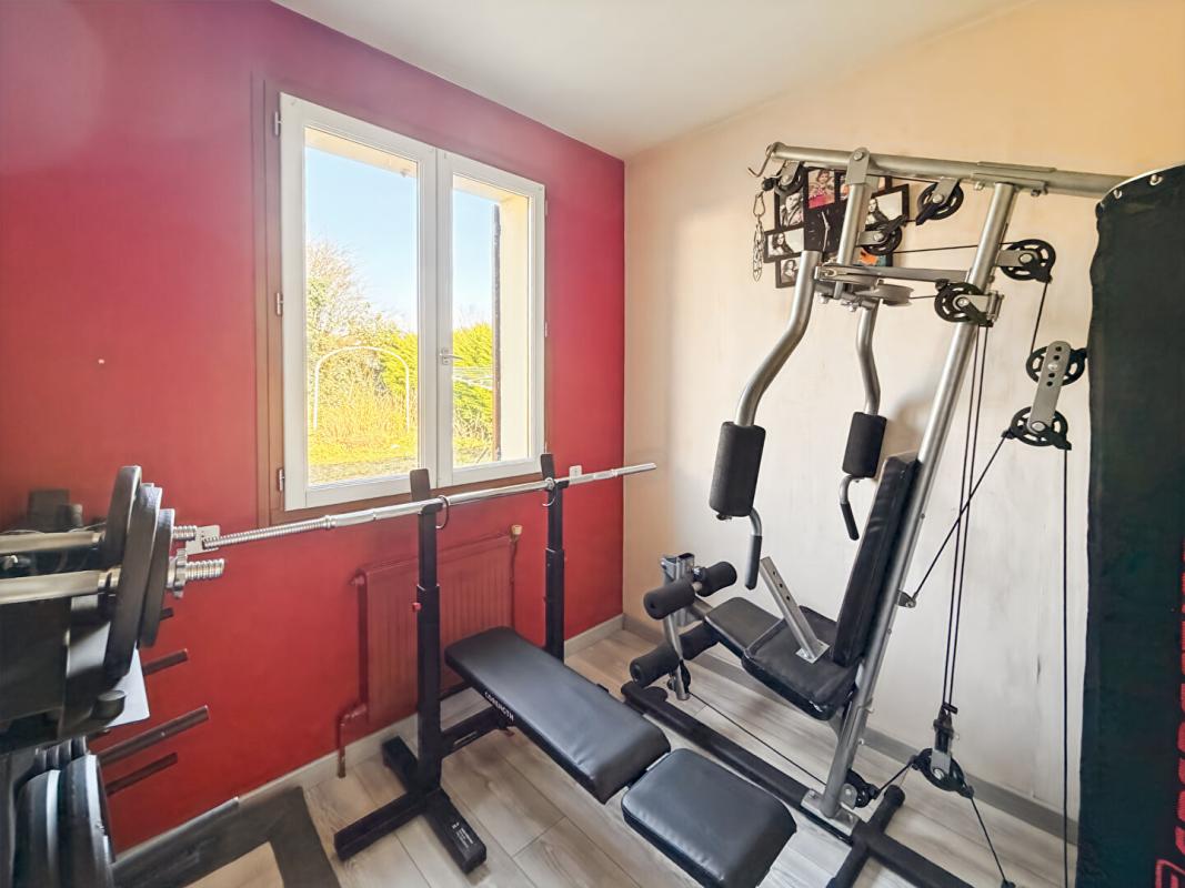 CHARLEVILLE-MEZIERES Pavillon individuel 5 chambres avec sous-sol complet ? Quartier Etion ? Charleville-Mézières 08000 6