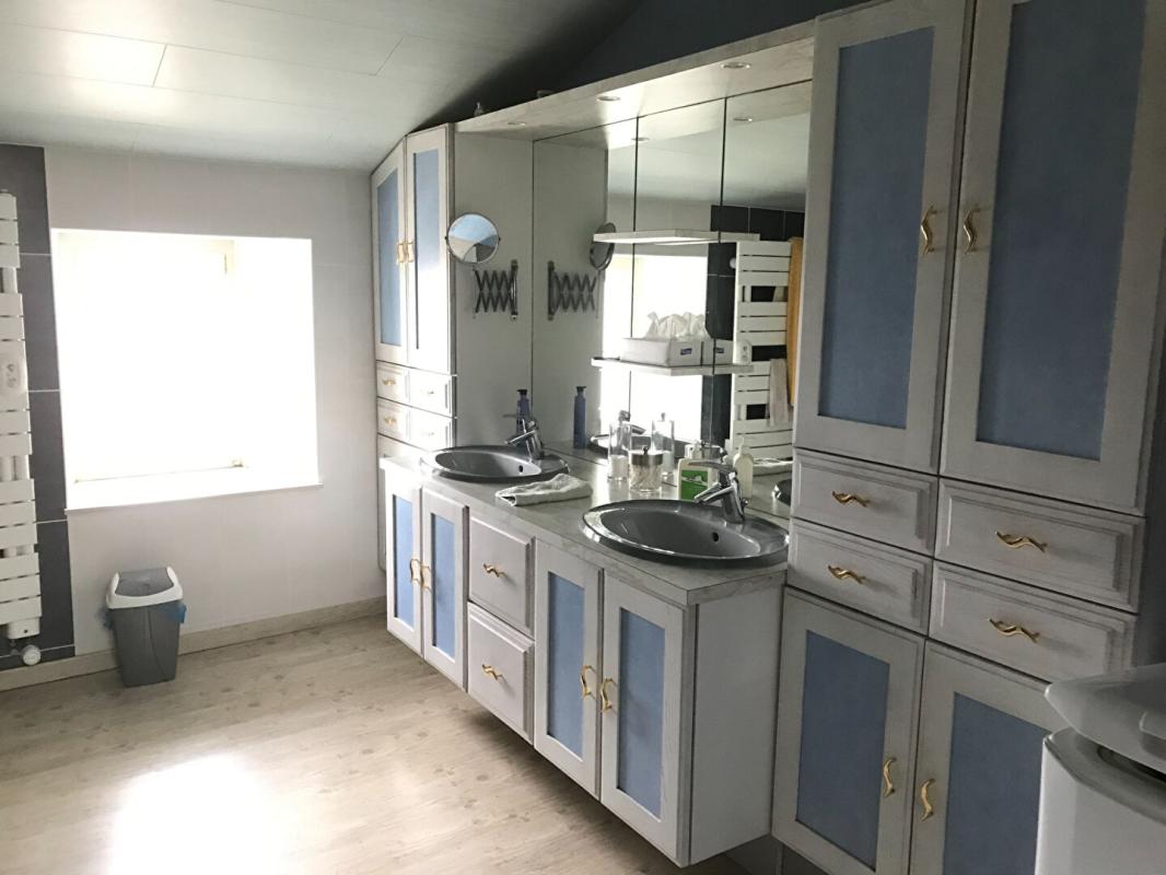 POUZAUGES Maison Pouzauges 4 chambres 131 m2 7