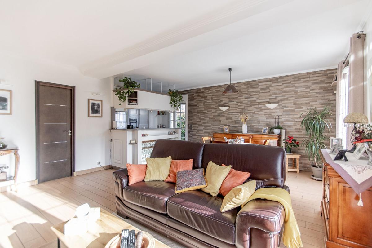 BRETIGNY-SUR-ORGE Maison Bretigny Sur Orge 5 pièce(s) 82 m2 - 98 m² au sol 6