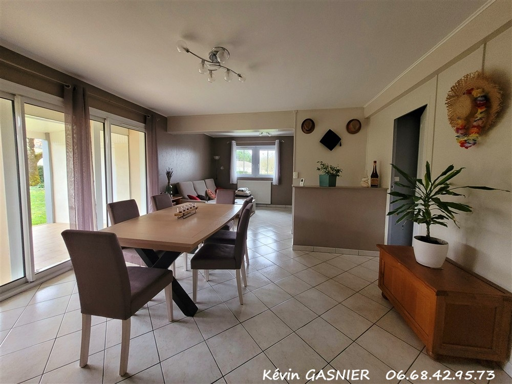 SAINT-MICHEL SAINT MICHEL (16470) : Maison en plain pied 76m2 avec garage 2