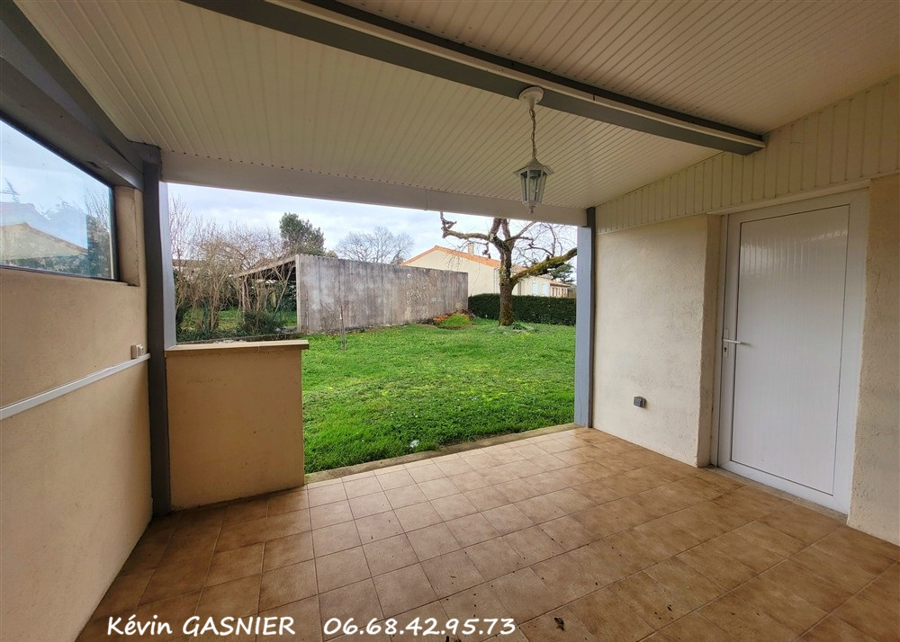 SAINT-MICHEL SAINT MICHEL (16470) : Maison en plain pied 76m2 avec garage 9