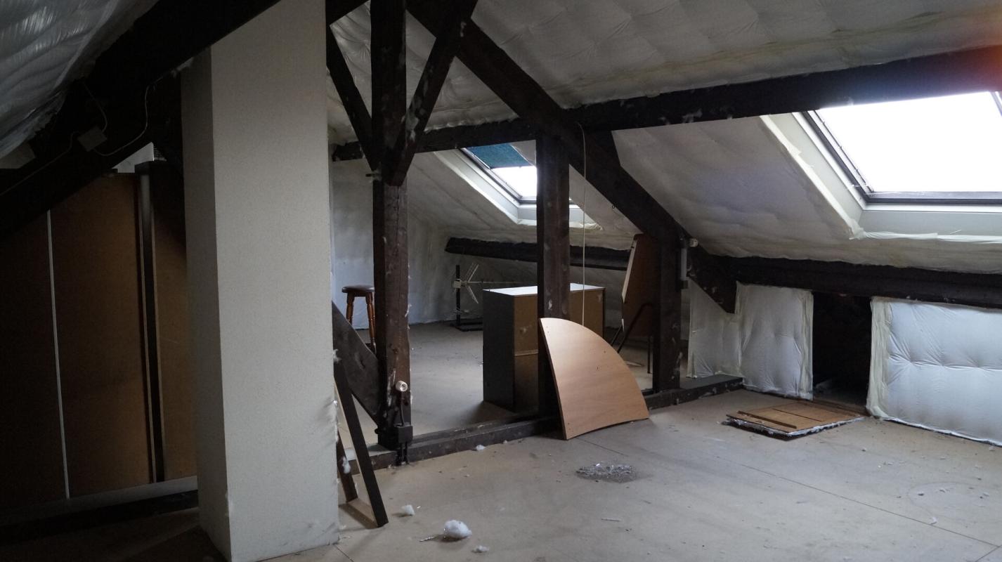 VILLENEUVE-SAINT-GEORGES Maison Villeneuve Saint Georges 4 pièce(s) sur sous-sol total + grenier aménageable 13