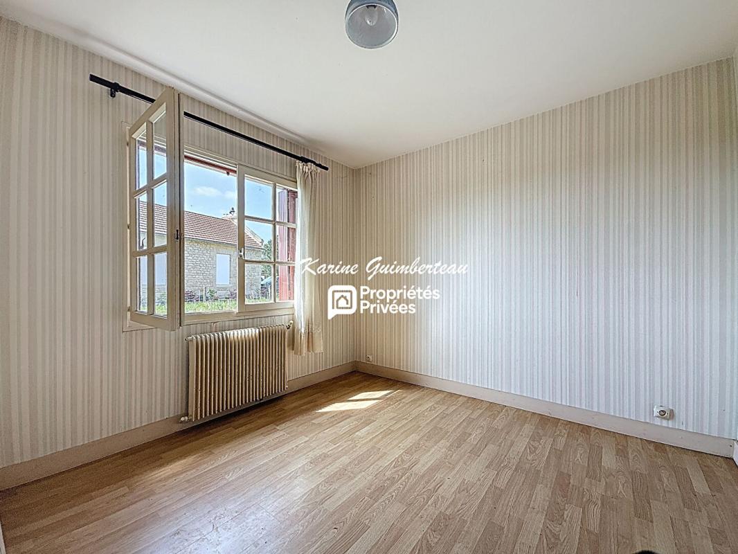 SAINT-EMILION Maison en pierre avec garage et jardin 7