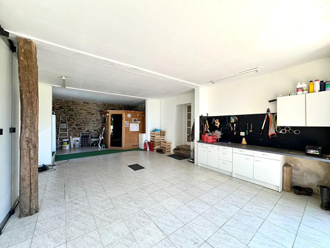 THIVIERS MAISON 6 CHAMBRES 10