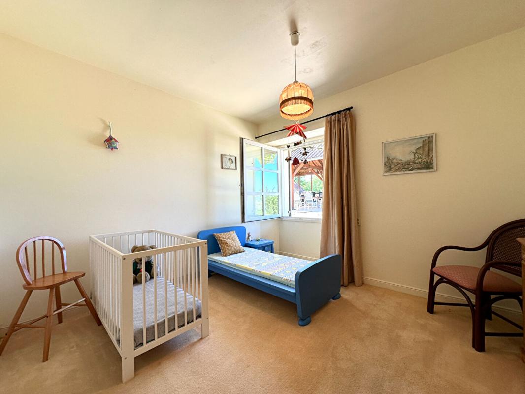 THIVIERS MAISON 6 CHAMBRES 8