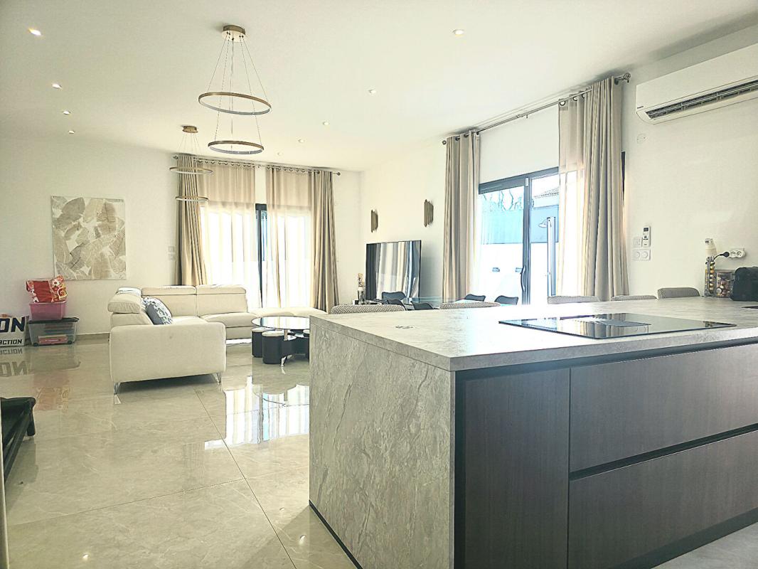 LA GARDE Superbe maison contemporaine A 995000EUR DE145 m² Piscine Terrain 350 m² 8