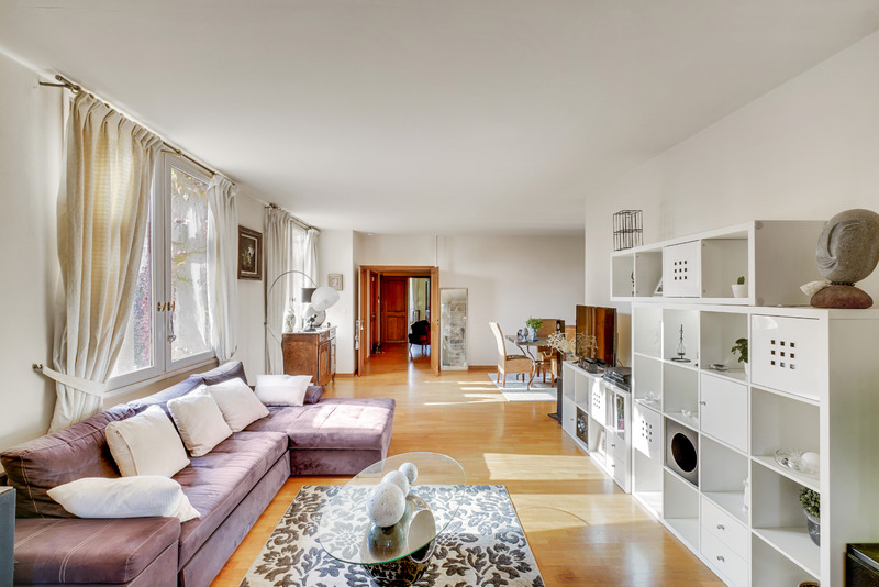 LE PONTET Appartement d'exception avec piscine dans Château 380 000 8