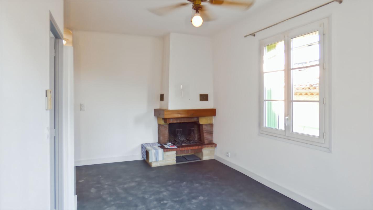 VELLERON Appartement Velleron 5 pièce(s) 70 m2   129 000 4