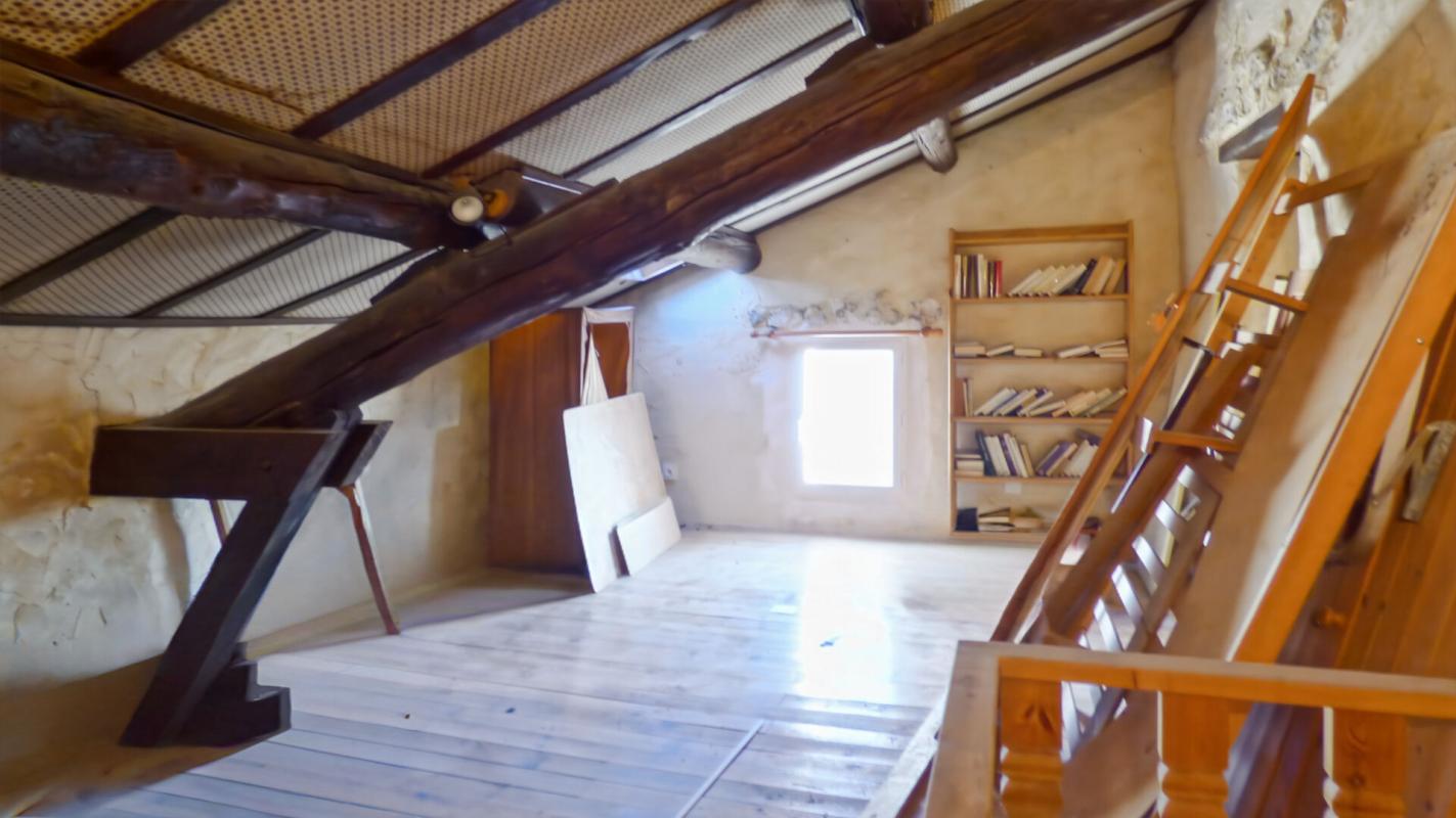 VELLERON Appartement Velleron 5 pièce(s) 70 m2   129 000 8