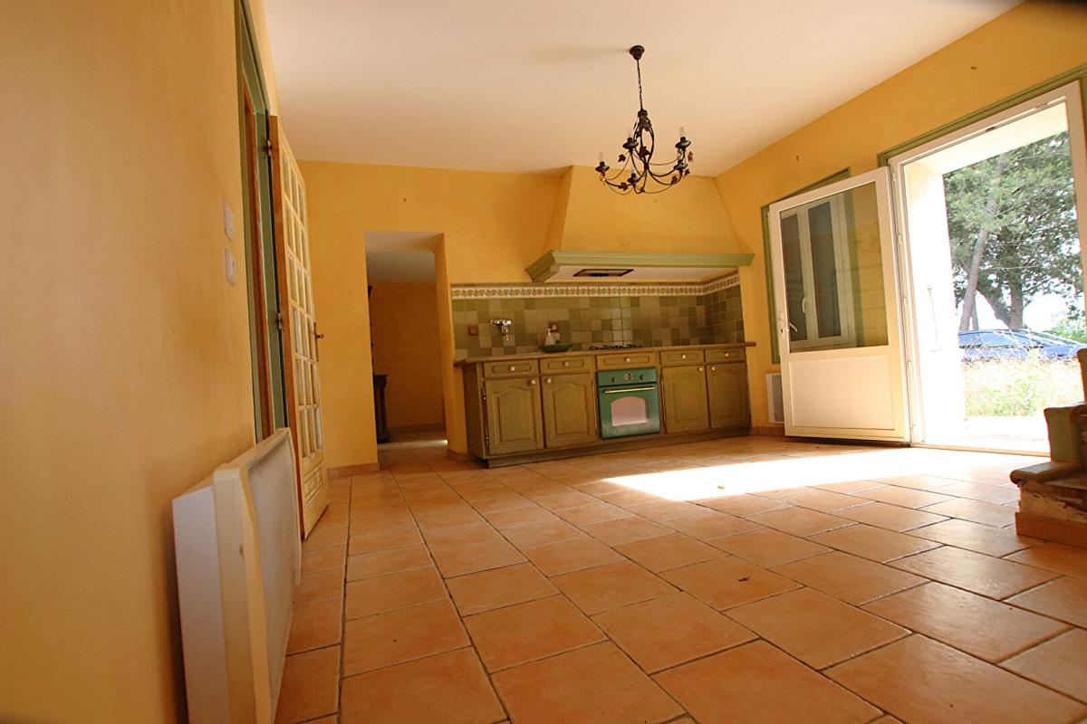 SAINT-PONS-DE-MAUCHIENS Mas provençal de 310 m² sur 1,7 ha - Piscine chauffée, calme absolu, proche Pézenas( trois logements possibles) 3