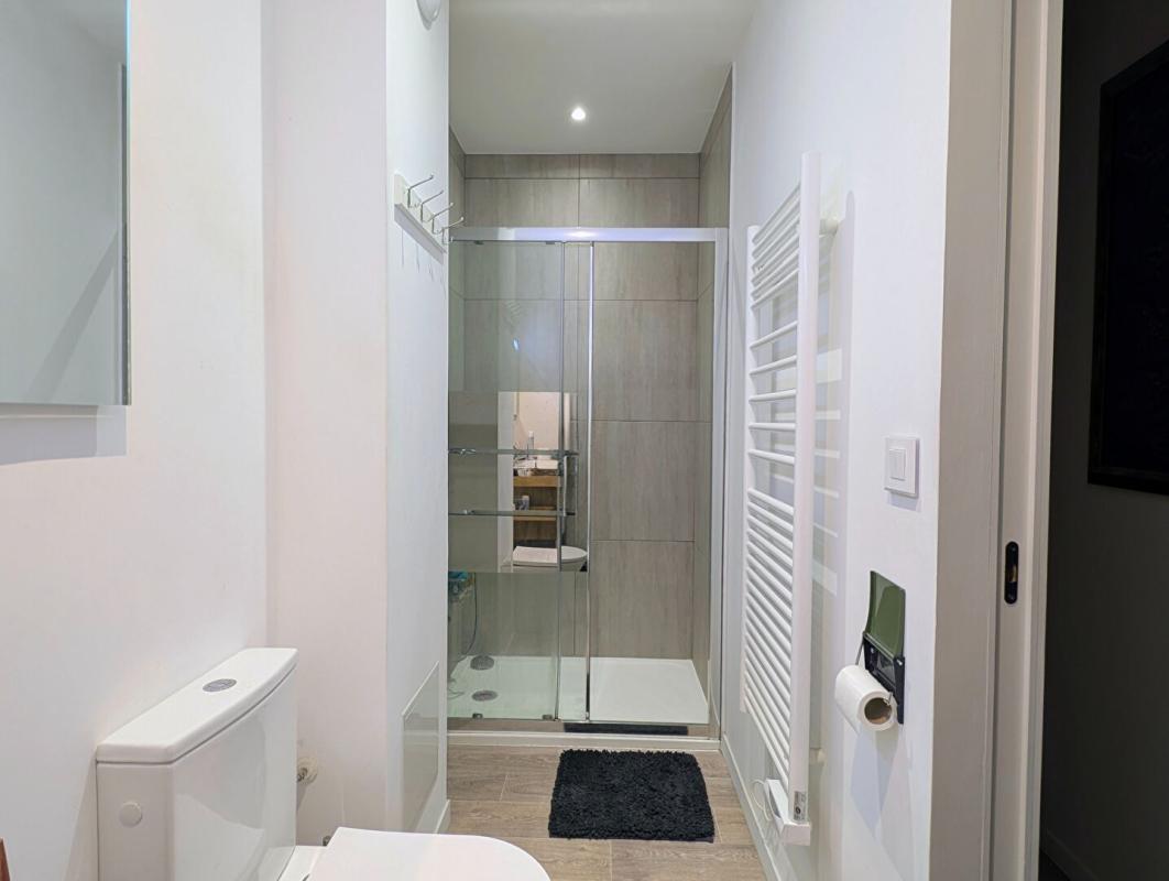 CAZERES Immeuble Cazères avec local commercial et T3 en duplex 9