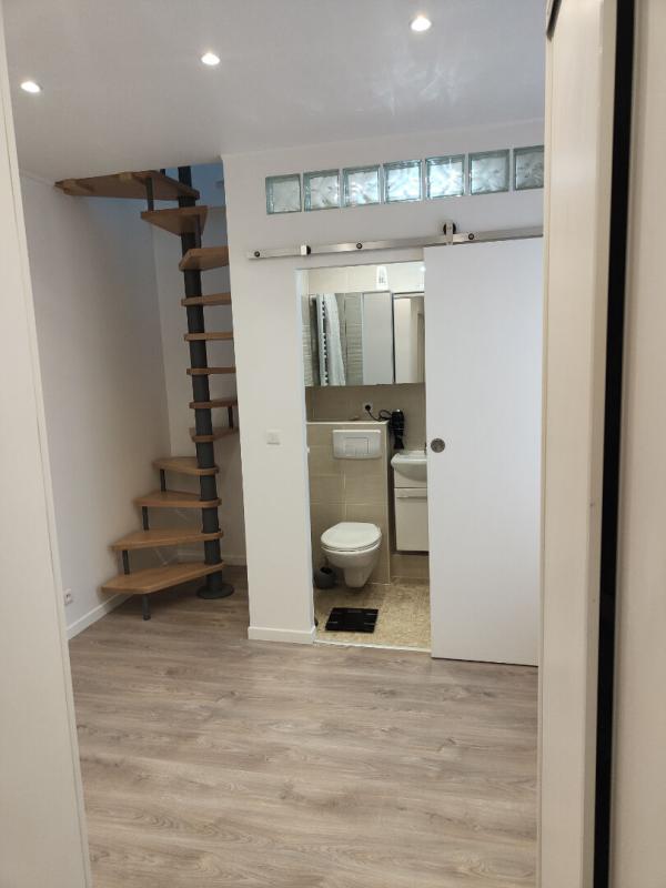 LEVALLOIS-PERRET Maison et studio 8 pièce(s) 80 m2 avec Studio attenant 10