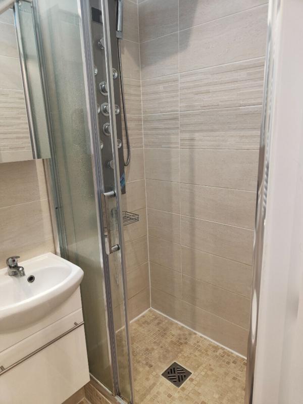 LEVALLOIS-PERRET Maison et studio 8 pièce(s) 80 m2 avec Studio attenant 12