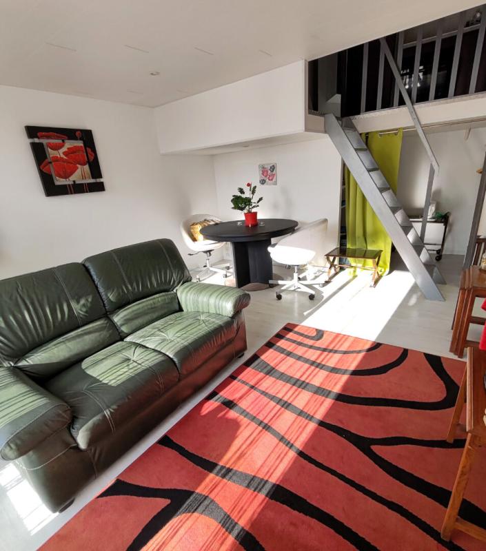 ANGLIERS Angliers : Maison 2 pièces, 1 chambre, terrasse 22 m2 2