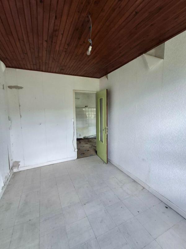 SAINT-PALAIS-DE-NEGRIGNAC Maison de campagne à rénover - 120 m², 3 chambres, 1,8 ha de terrain avec chai à Saint-Palais-de-Négrignac 11