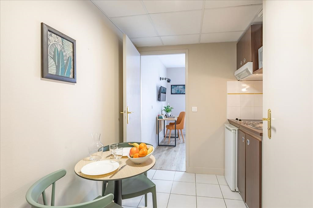 AGEN AGEN 47000 Studio 1 pièce(s) 20 m2 8