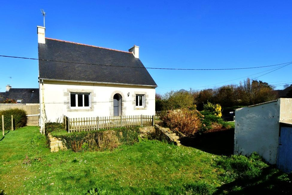 KERMARIA-SULARD Maison 5 chambres sur 1200 m2 à 8 mn des plages 16