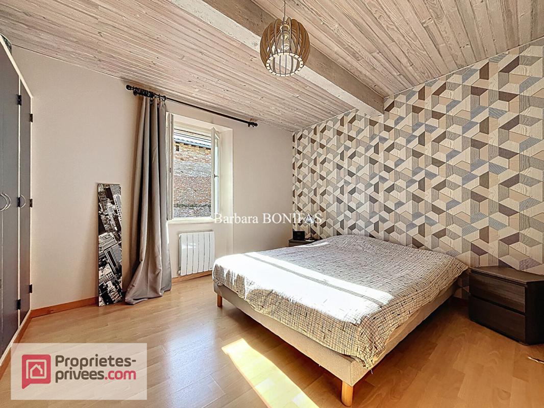 MONTASTRUC-LA-CONSEILLERE Maison 9 pièces 234 m2 11