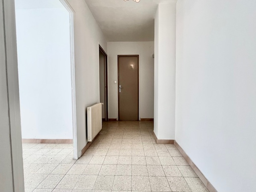 PERPIGNAN Magnifique appartement T3 de 74 m² avec terrasse et vue incroyable sur les Quais de Genève 10