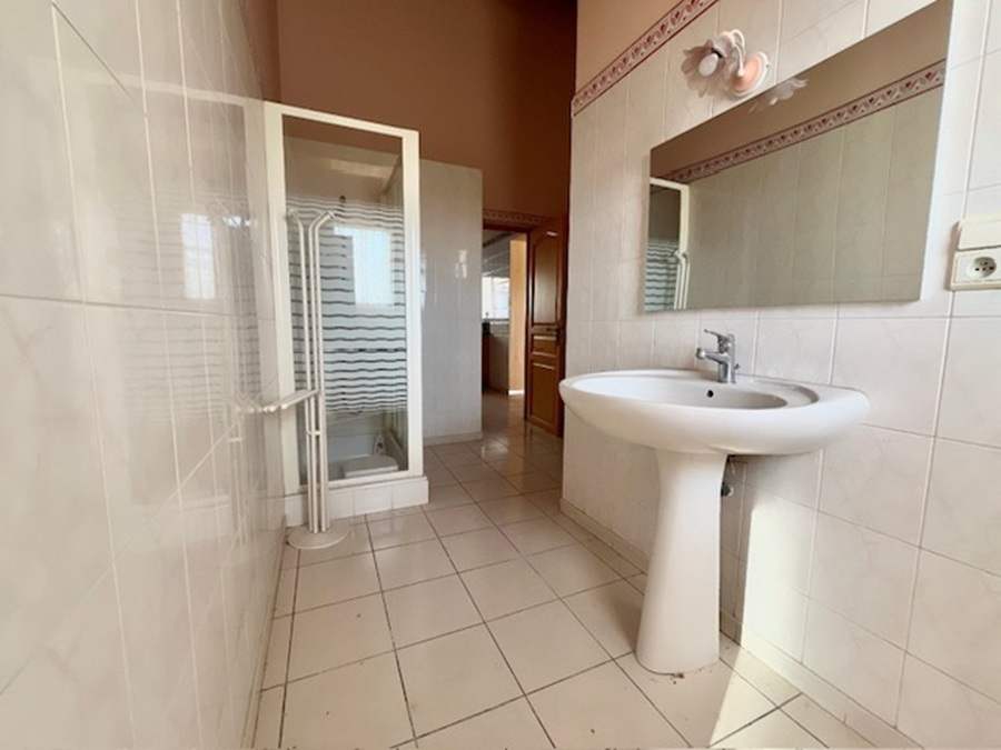 CANOHES Charmante maison familiale de 230 m² avec double garage et jardin sur un terrain deux faces 14