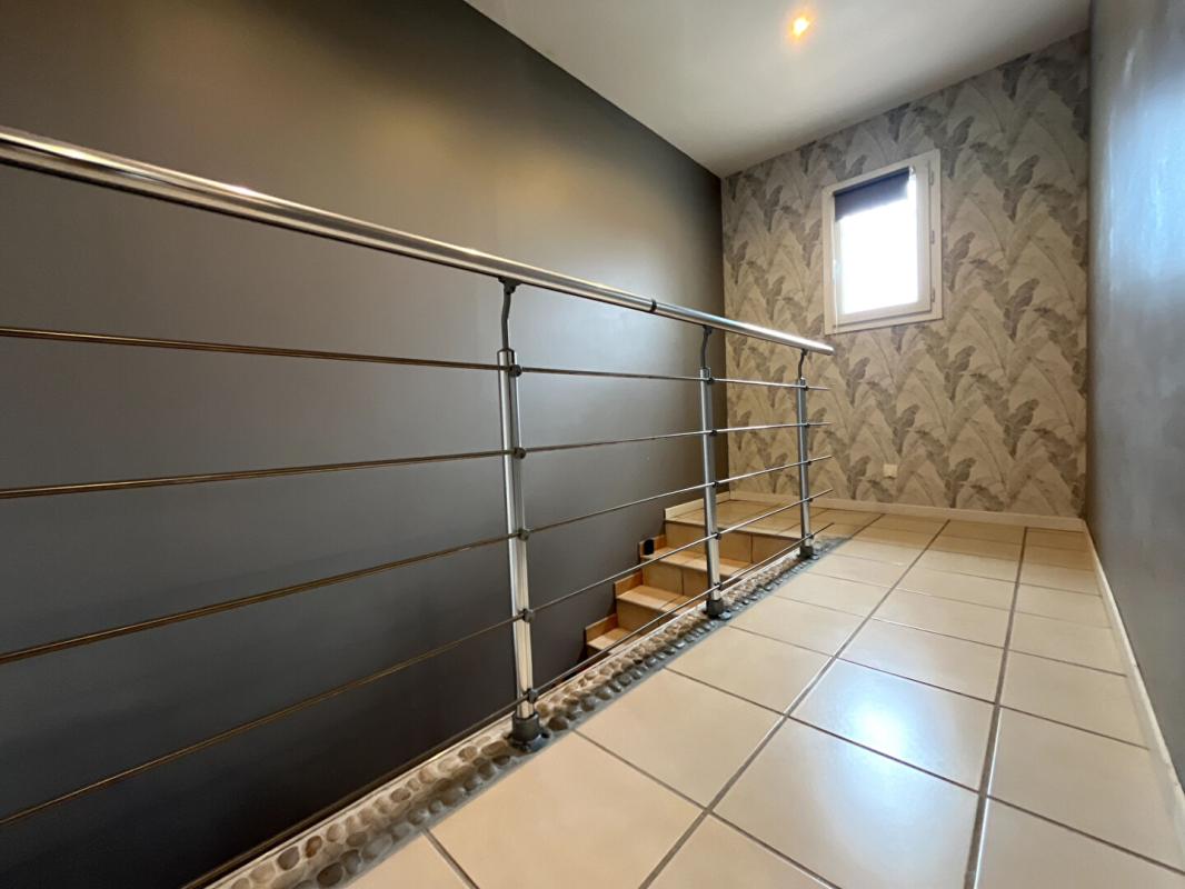 CLAIRA Magnifique villa de 130 m² sur un terrain 4 faces de 740 m² au fond d'une impasse calme 14