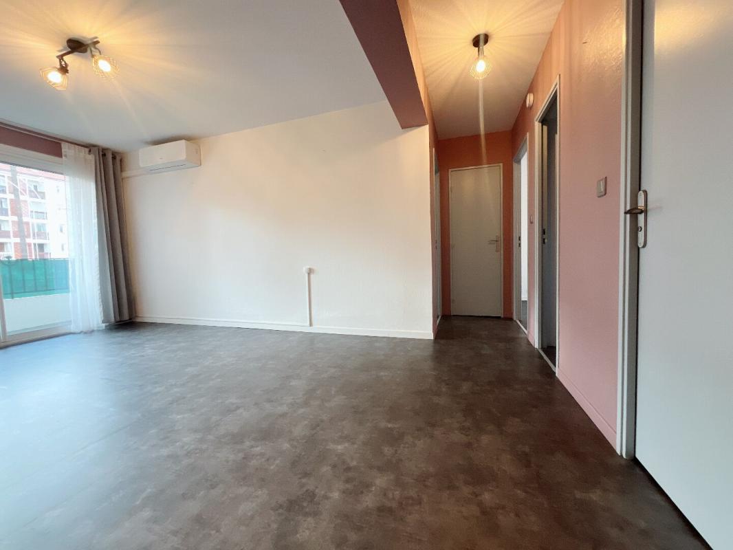 PERPIGNAN Magnifique appartement T3 de 57 m² en rez-de-chaussée d'une petite copropriété aux faibles charges 6