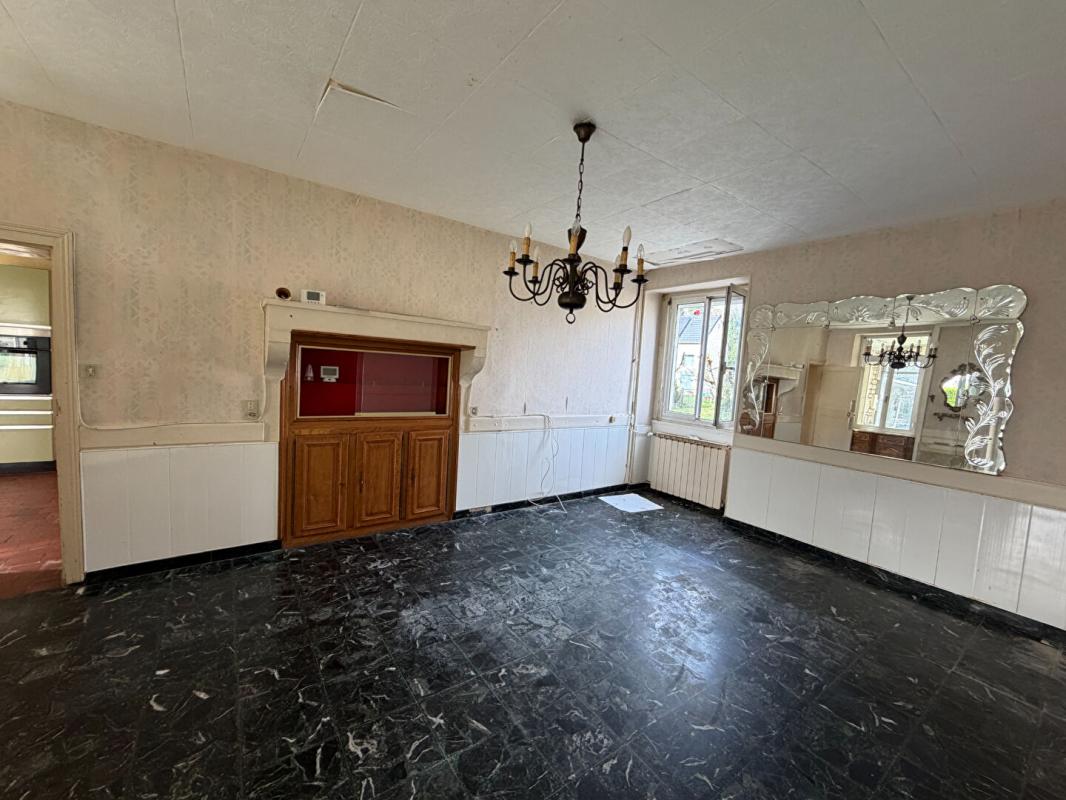 POUGUES-LES-EAUX Jolie maison ancienne à rénover à Pougues Les Eaux 6