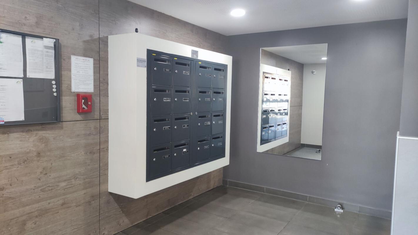 BONNEVILLE Appartement Bonneville 3 pièce(s) 64 m2, garage double, terrasse 12