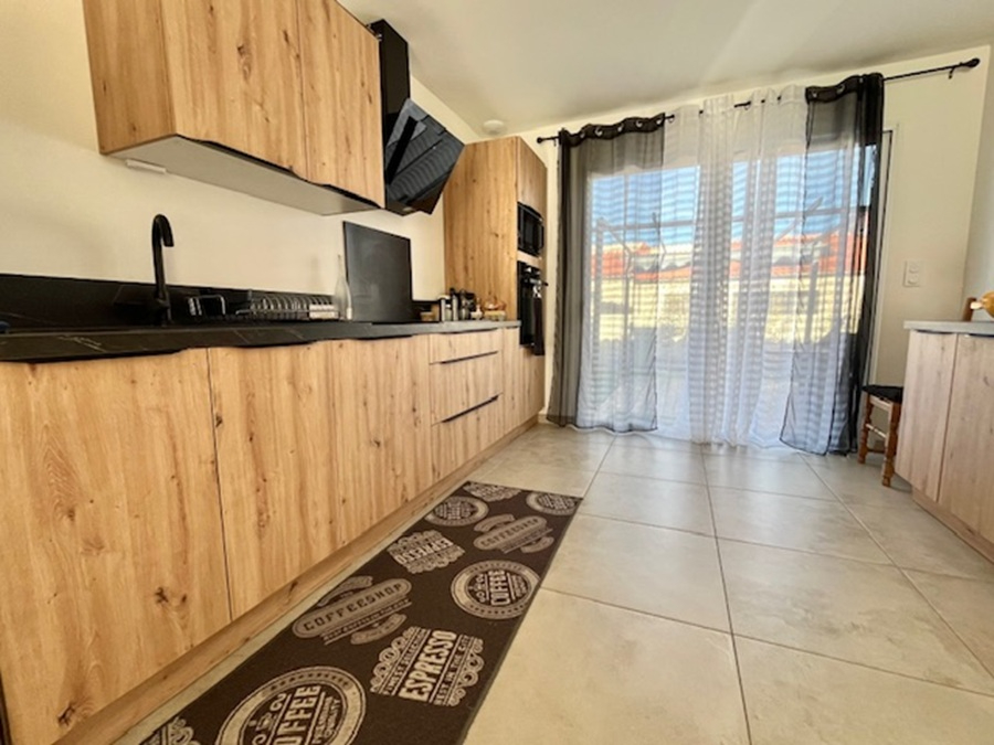 THUIR Magnifique maison de plain-pied de 80 m² de 2024 sur un terrain deux faces dans un secteur calme 10