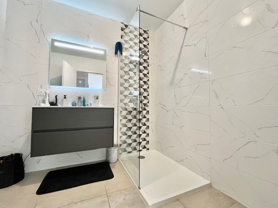 THUIR Magnifique maison de plain-pied de 80 m² de 2024 sur un terrain deux faces dans un secteur calme 12