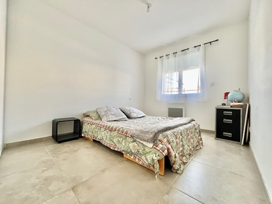 THUIR Magnifique maison de plain-pied de 80 m² de 2024 sur un terrain deux faces dans un secteur calme 13