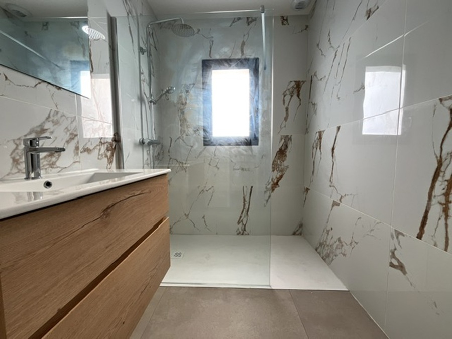 CABESTANY Magnifique appartement neuf de 119 m² au 1 er étage d'une petite copropriété de deux appartements 14