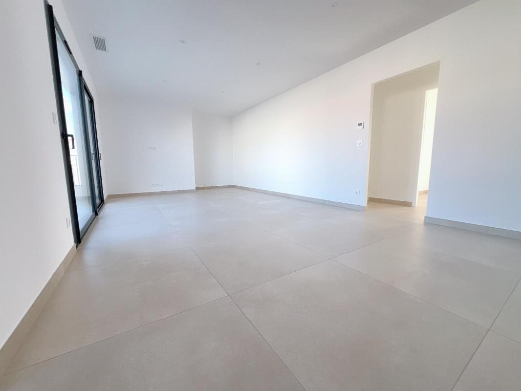 CABESTANY Magnifique appartement neuf de 119 m² au 1 er étage d'une petite copropriété de deux appartements 9
