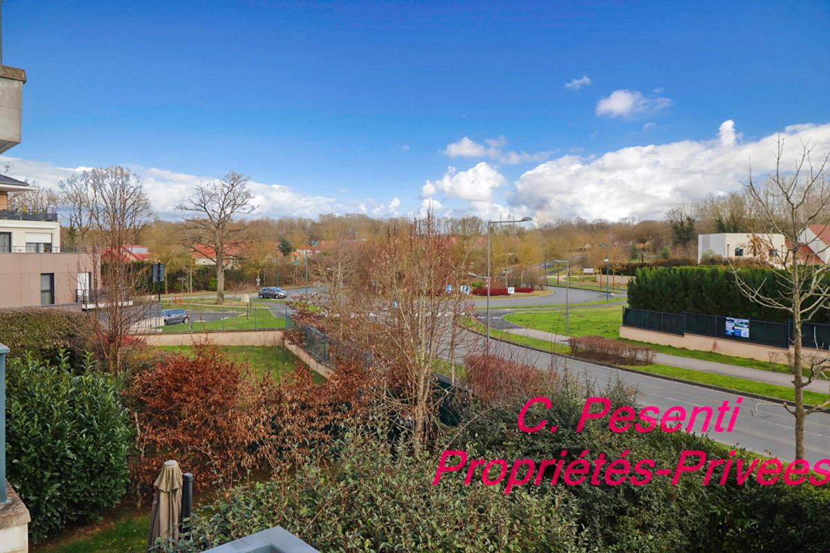 MONTEVRAIN Appartement avec balcon Montevrain 2 pièce(s) 42 m2 3