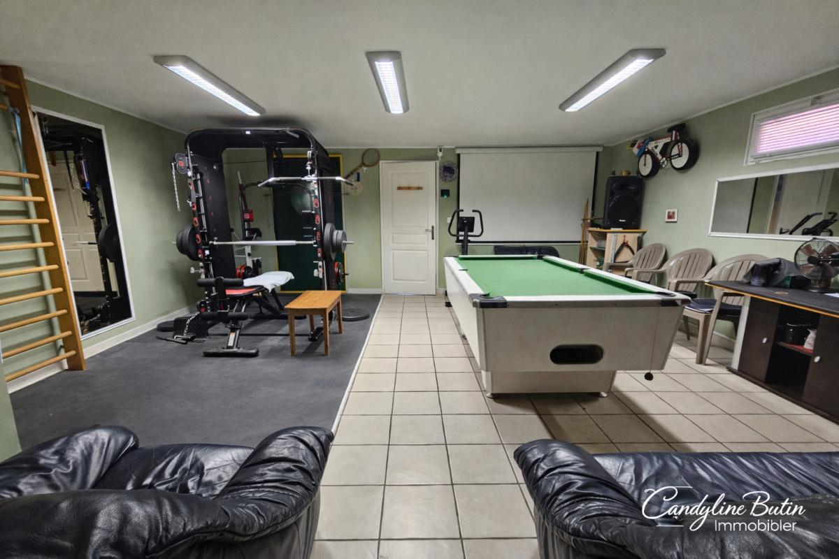 CAZOULS-LES-BEZIERS Superbe villa de plain-pied de 200 m² avec piscine, espace bien-être et belles prestations 15